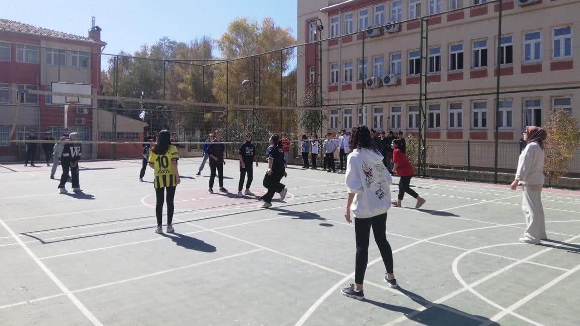 Sınıflar Arası Voleybol Kızlar Turnuvası